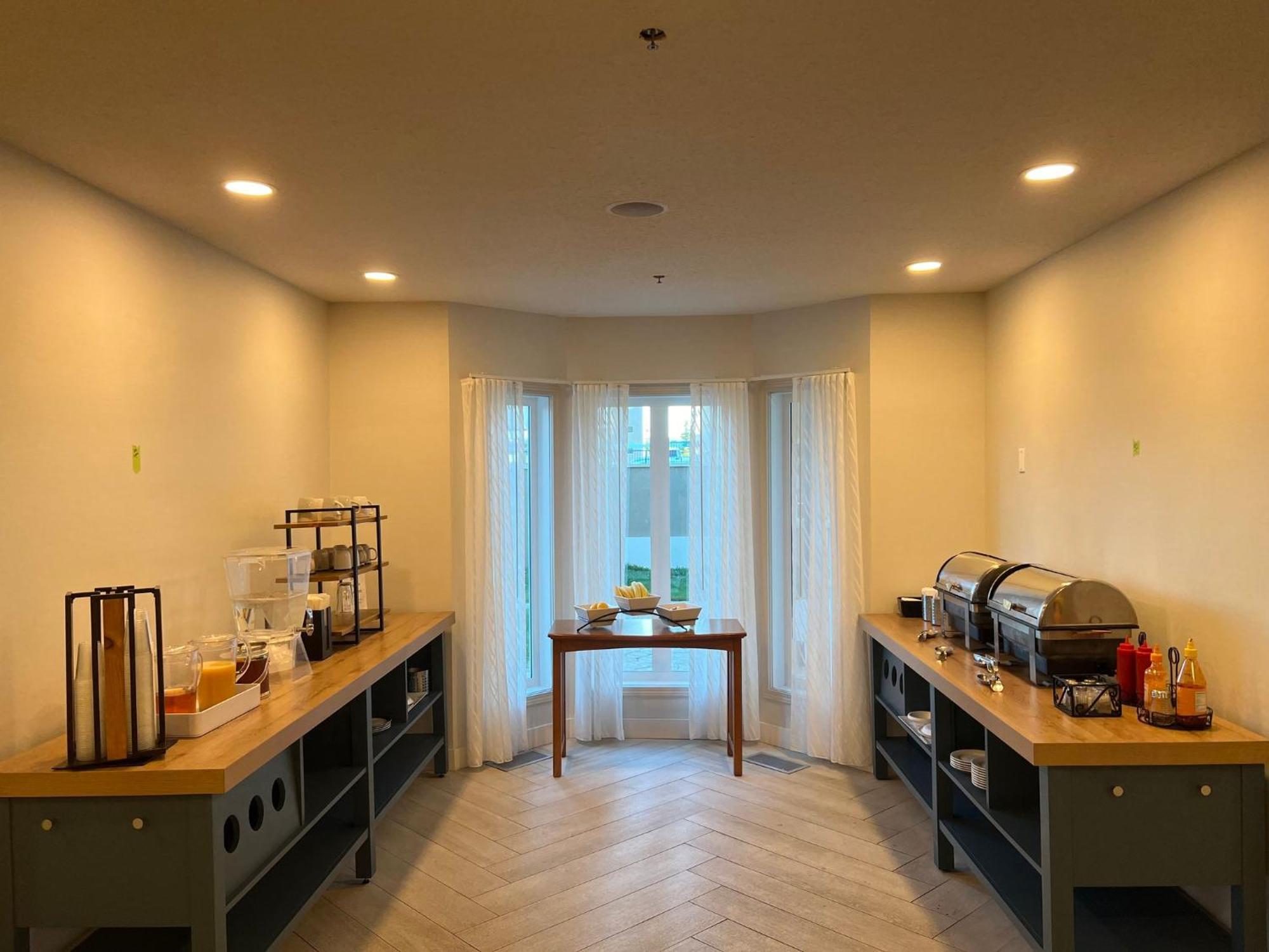 Staybridge - Airport By Ihg Calgary