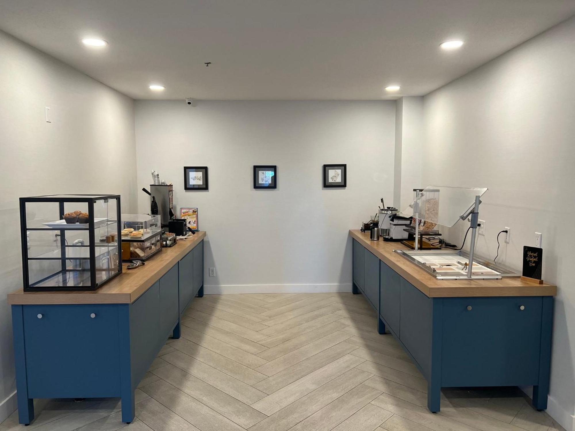 Staybridge - Airport By Ihg Hotel Calgary